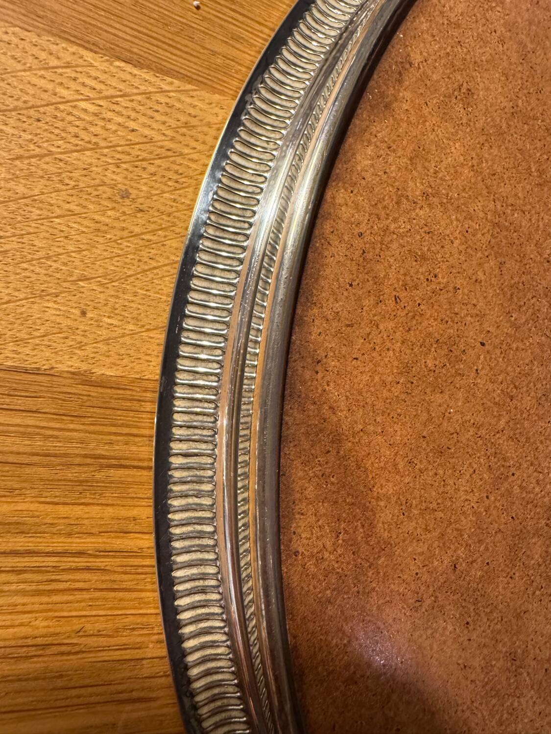 Round silver-plated metal tray and mirror