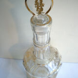 Carafe à alcool, flacon cristal Baccarat Saint-Louis, arabesques facettes or fin