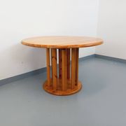 Table à manger ronde scandinave vintage style Rainer Daumiller en pin