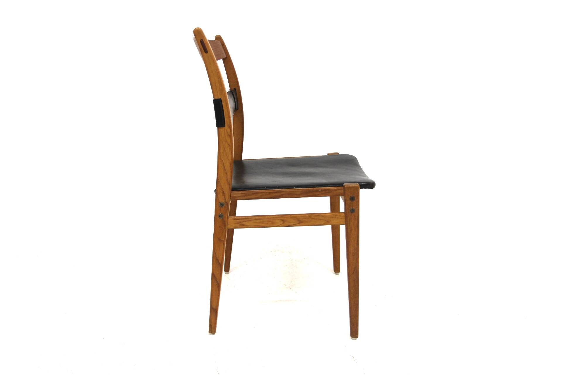 Set of 4 Scandinavian leather chairs "Remus", Yngve Ekström, Swedese, Sweden, 1960