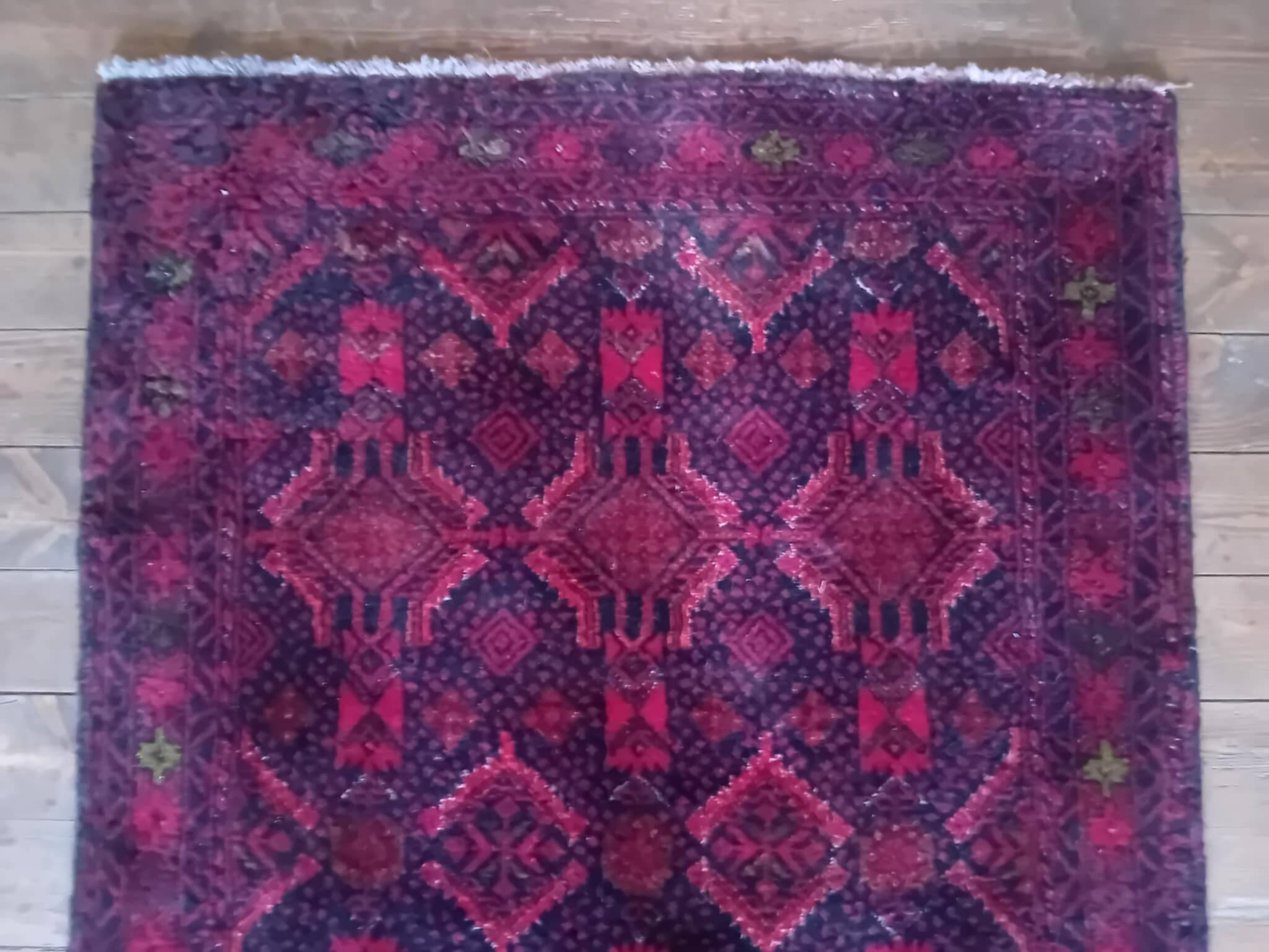 Handmade Persian Beluch Rug 198x105cm