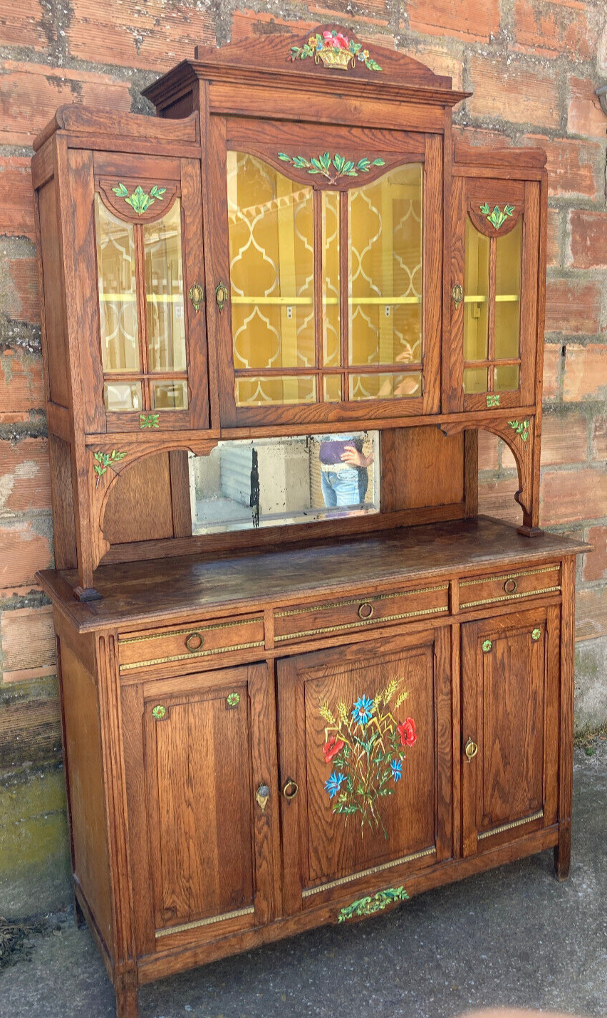 Buffet double corps à décor de fleurs des champs