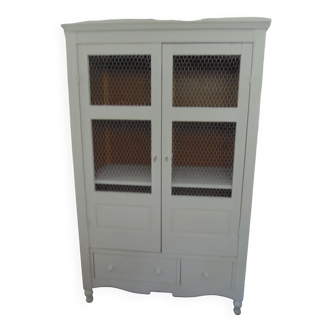 Armoire, vaisselier, lingère  2 portes  grillagées, patinée gris perle