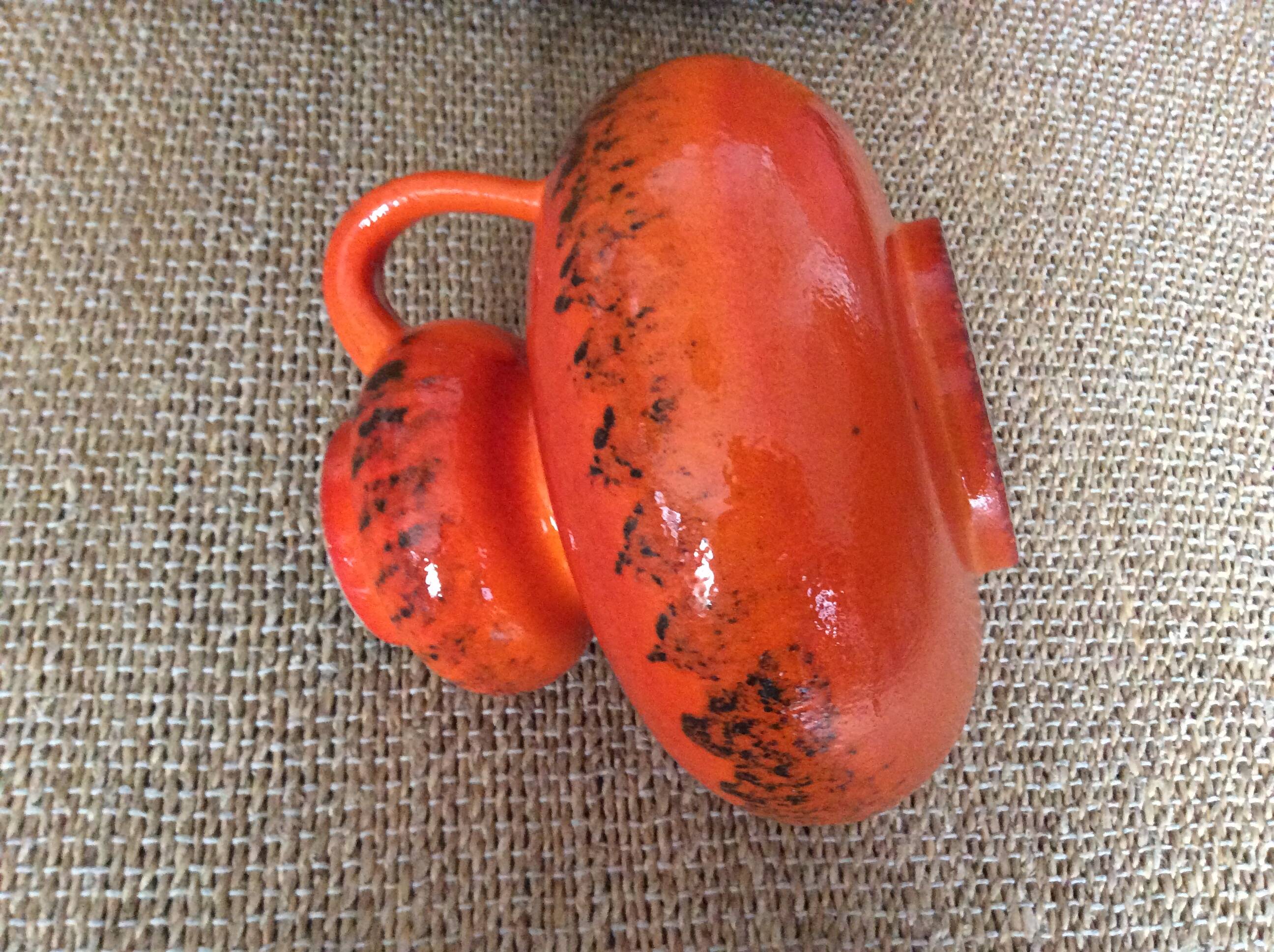 Vase  en céramique orange