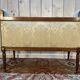 Banquette d'entrée de style Louis XVI