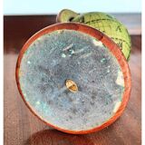 Globe terrestre en bois vintage