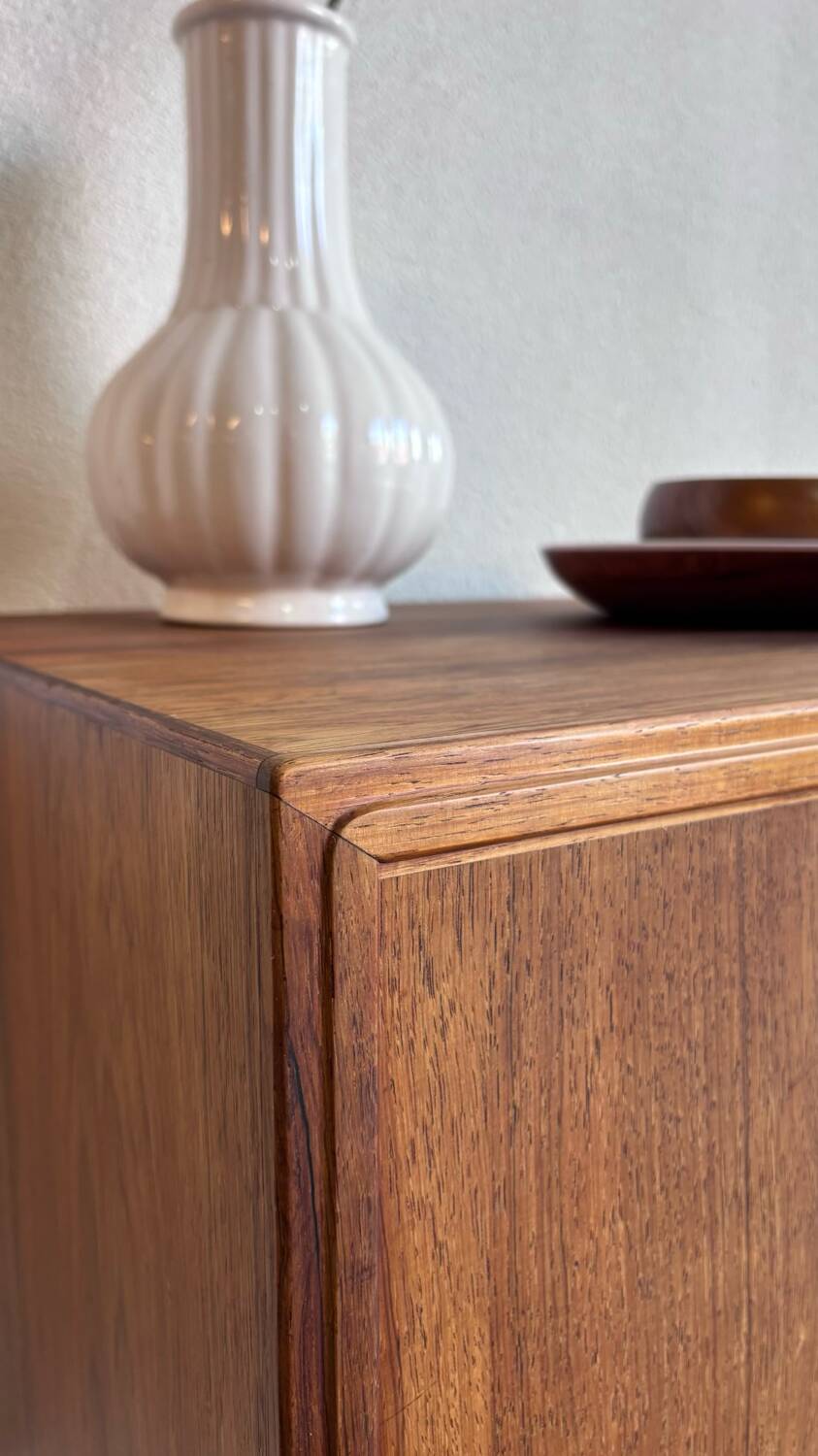 Buffet Henry Rosengren Hansen en palissandre, milieu du siècle