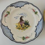 4 hand-painted earthenware plates in a holiday home style