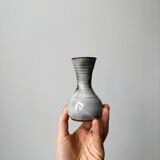 Small soliflore vase in Sandstone from the Loir Sandstone