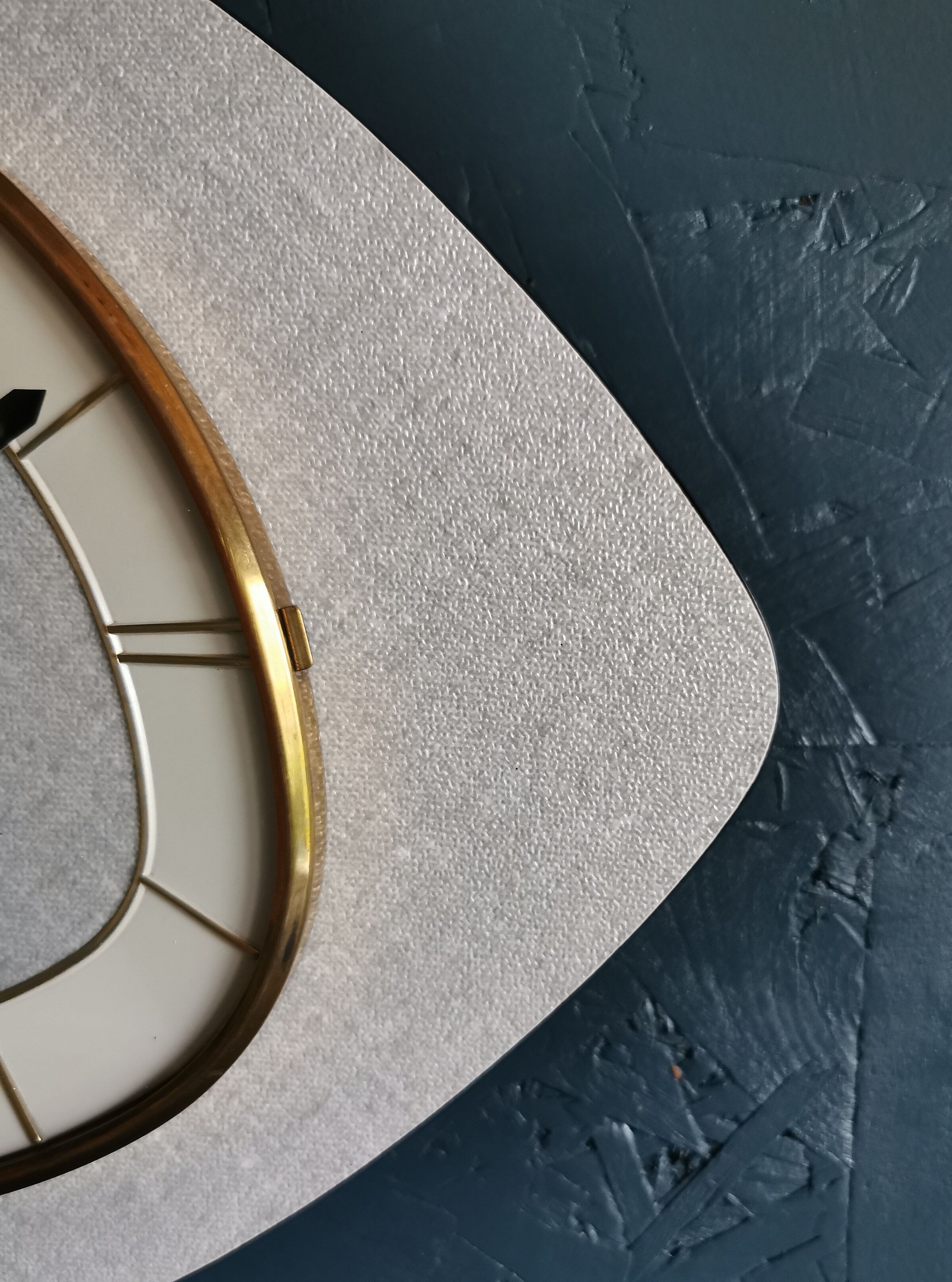 Vintage formica clock asymmetrical silent wall clock "Bayard silver grey"