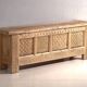 Buffet bas ancien sculpté en bois de sapin – Chine, vers 1900