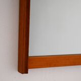 Miroir scandinave vintage en teck avec cadre rainuré