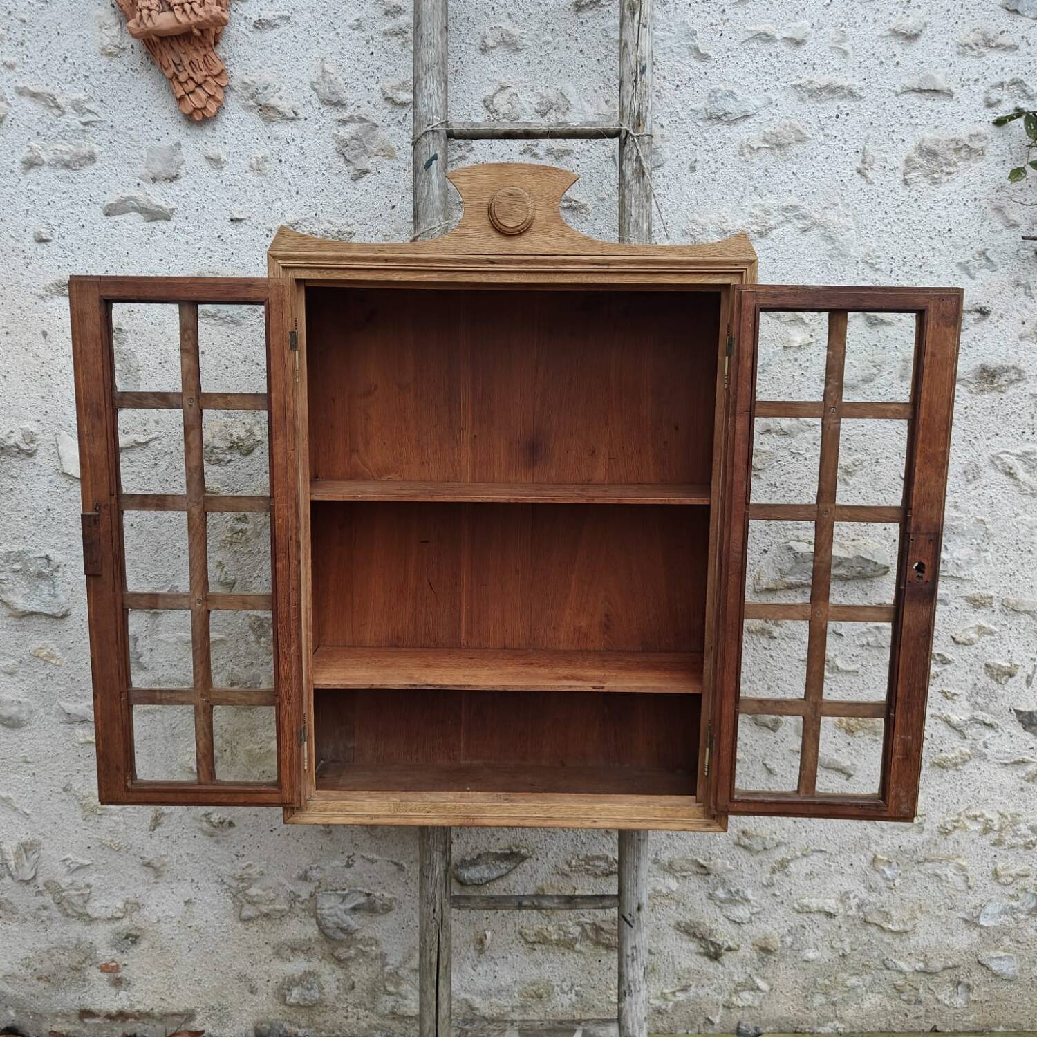 Small Parisian glass cabinet