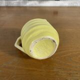 Onnaing pitcher