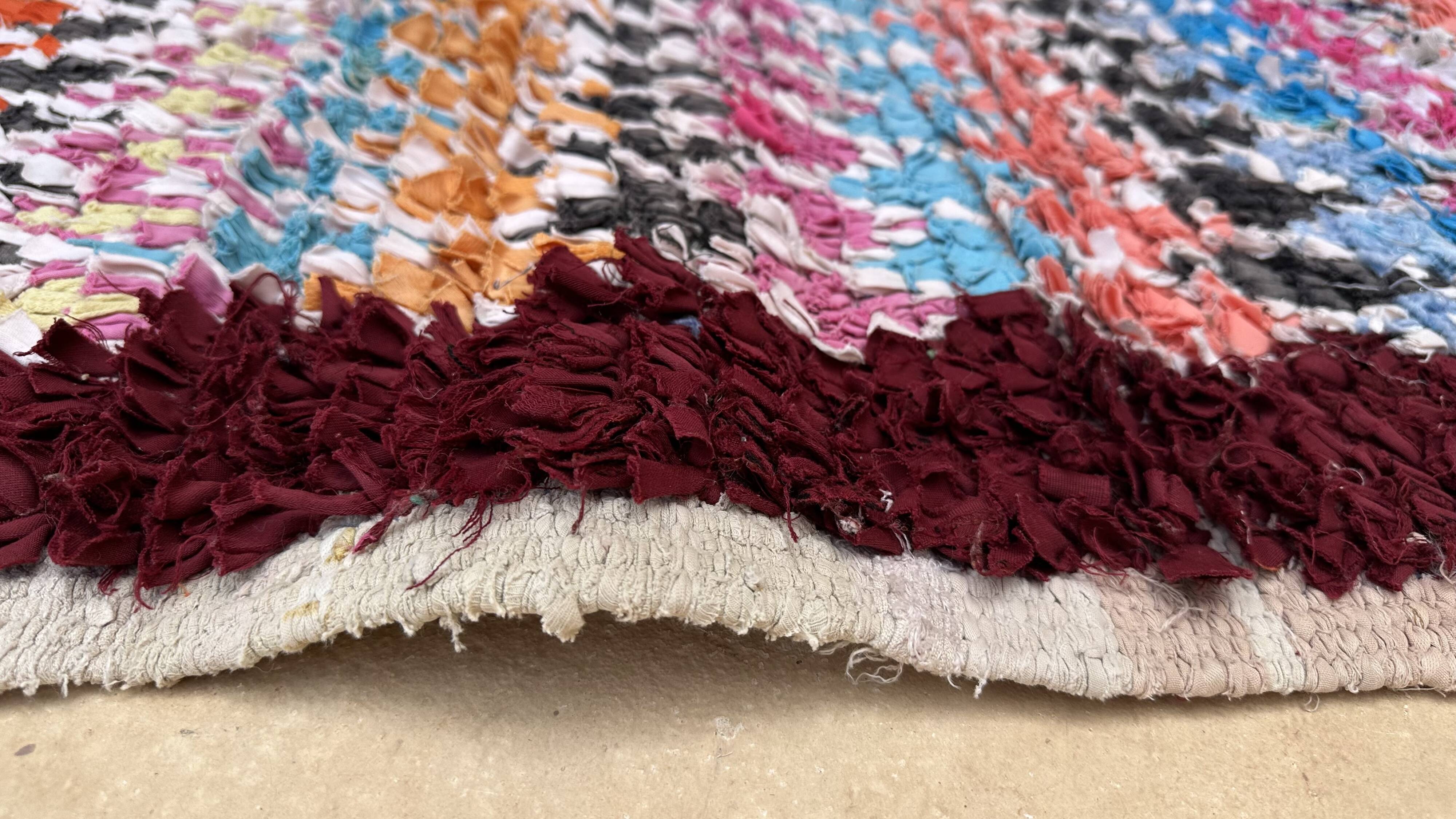 Colorful Boucherouite Moroccan rug - 88 x 161 cm