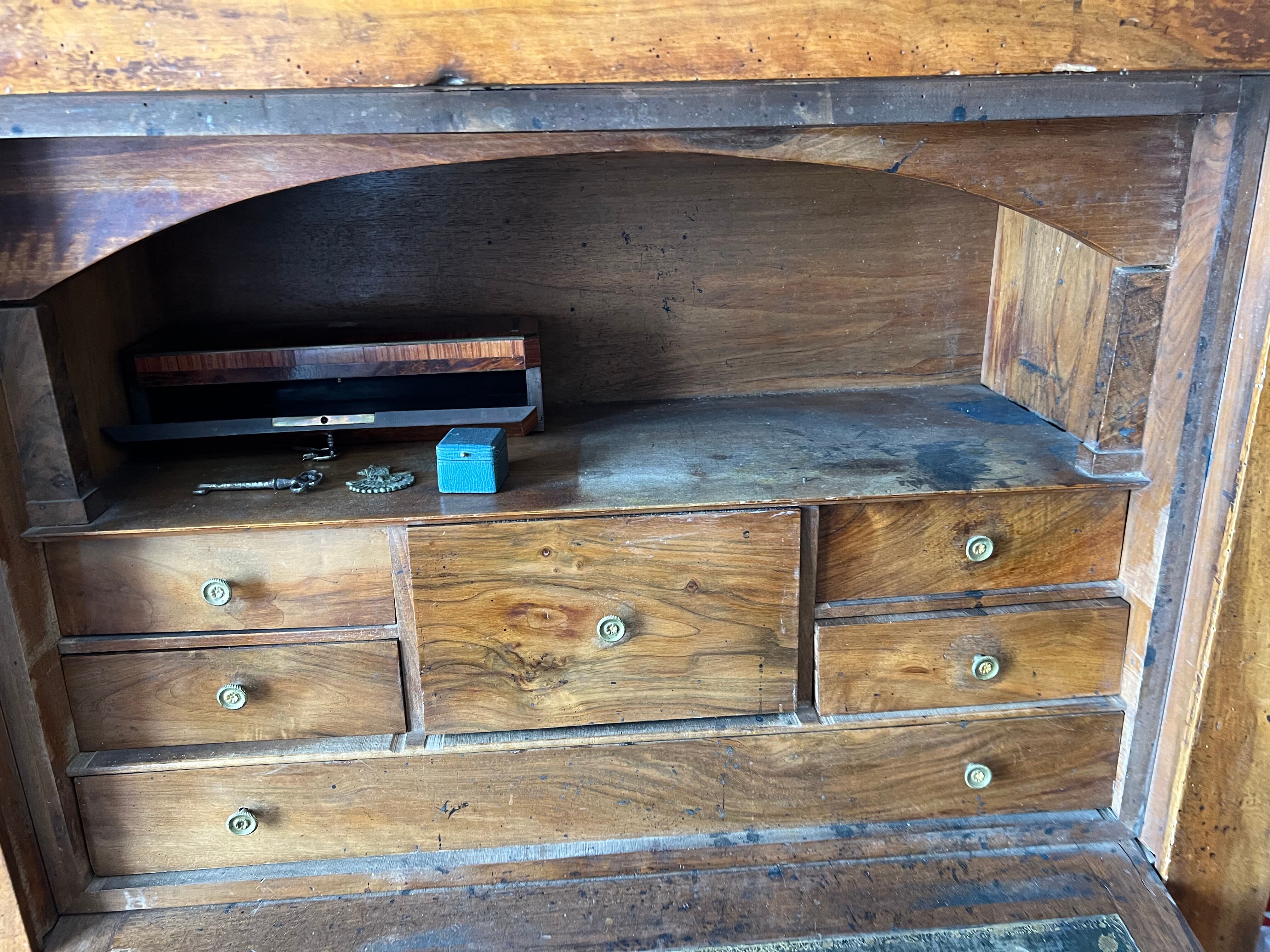 Secretary office Louis Philippe