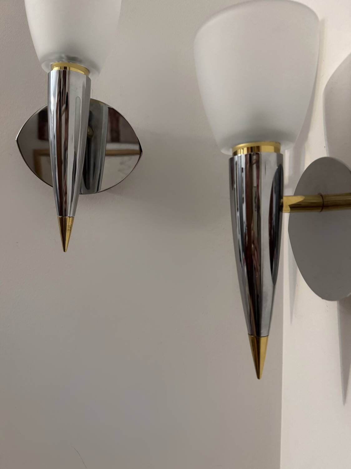 Leola wall lights from the 80s