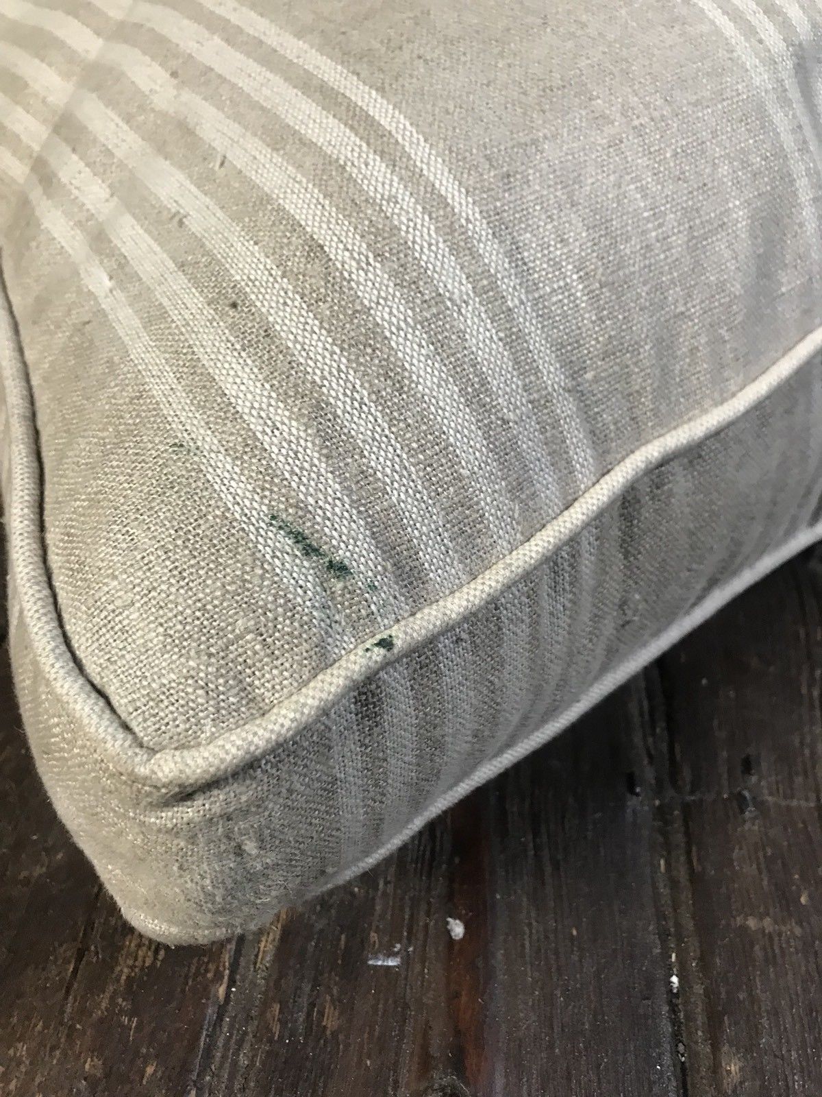 Pouf in fabric