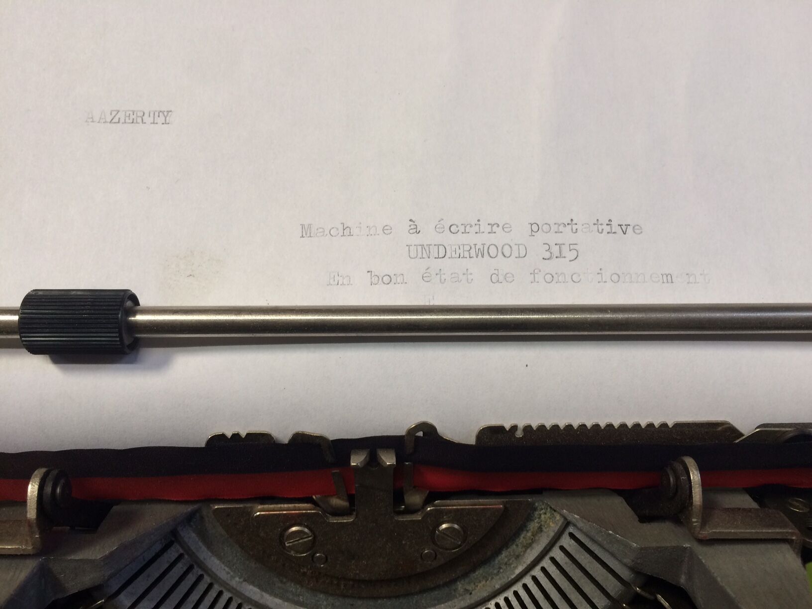 Underwood 315 olive green portable mechanical typewriter - 70s