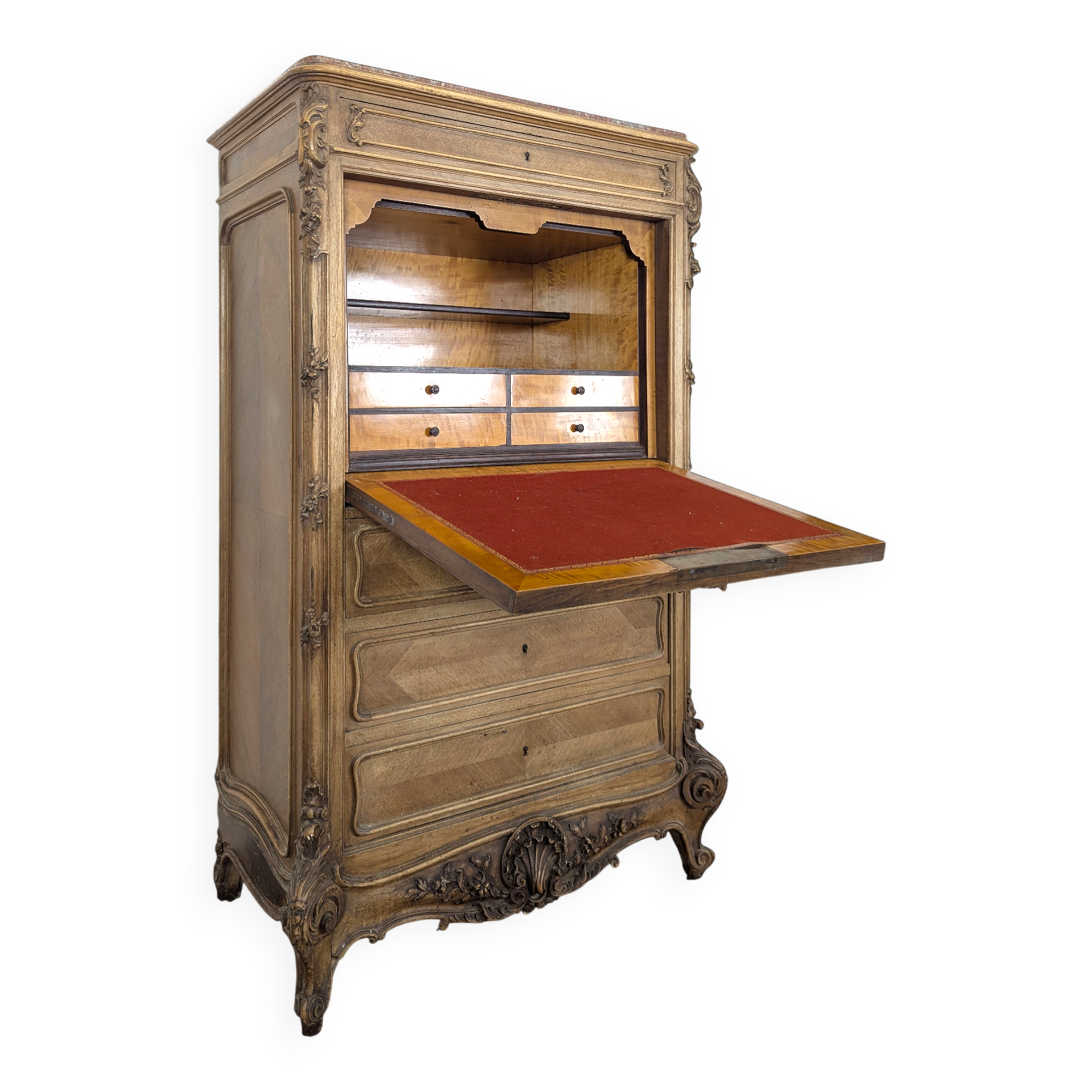 Baroque secretary in Louis XV style made of walnut.