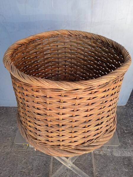 Cache pot 43 cm panier rotin vintage ep 1960