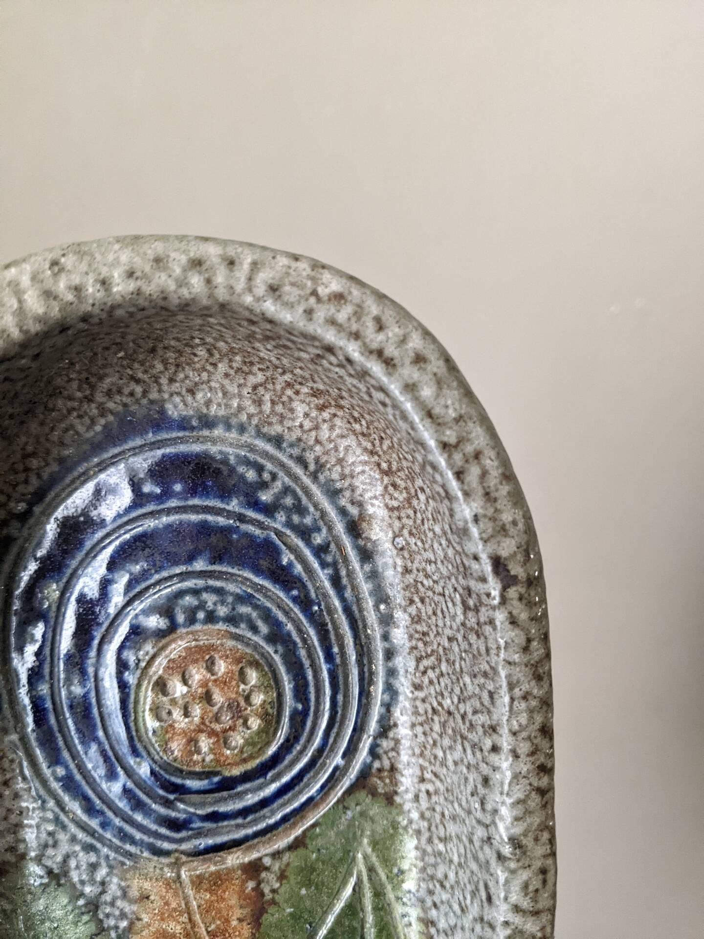 Handmade ceramics with floral decoration, Scandinavian decor.
