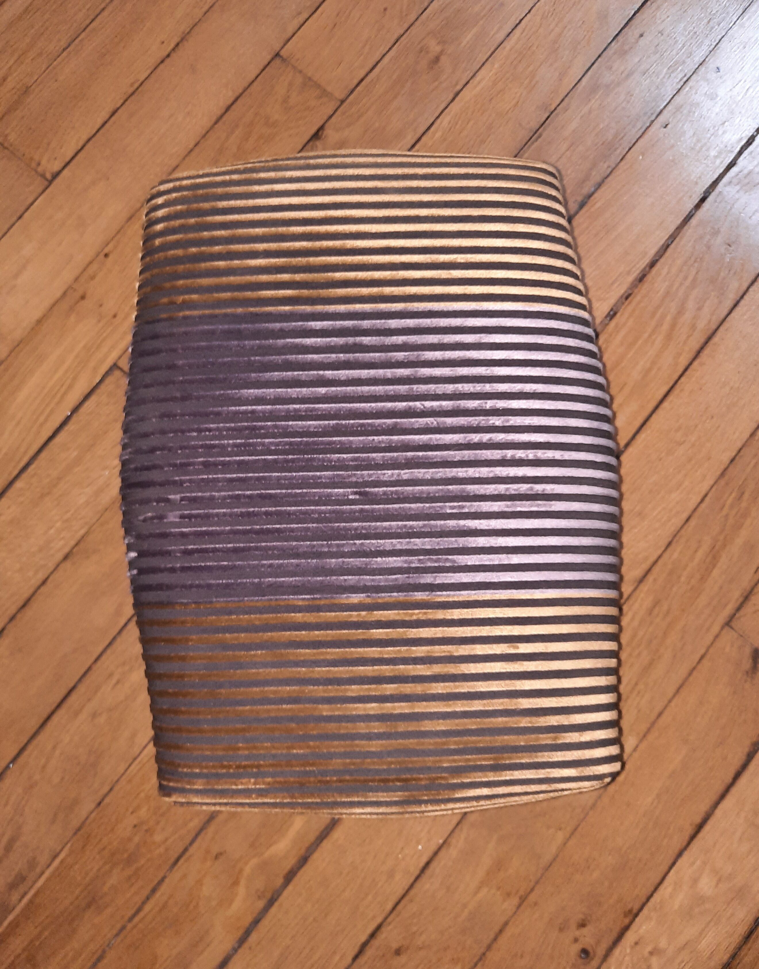 Foot rest upholstered in Louis XV style