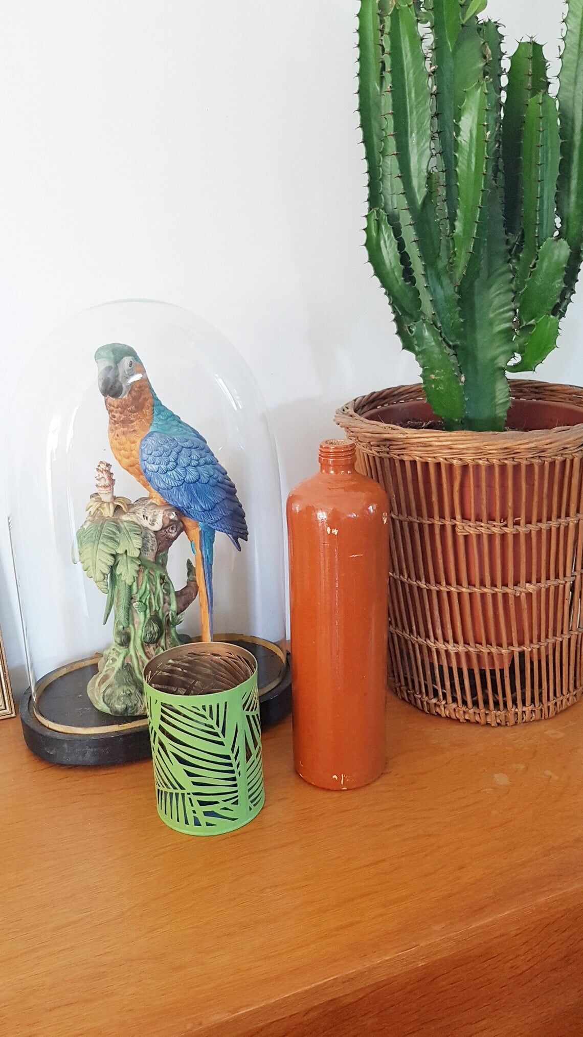 Enamelled sandstone bottle