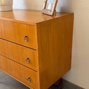 Lovely vintage chest of drawers from the 1960s.