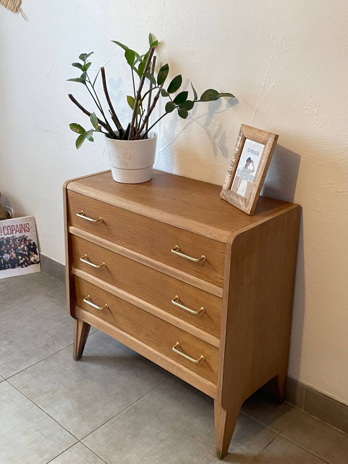 Charming vintage chest of drawers from the 1960s