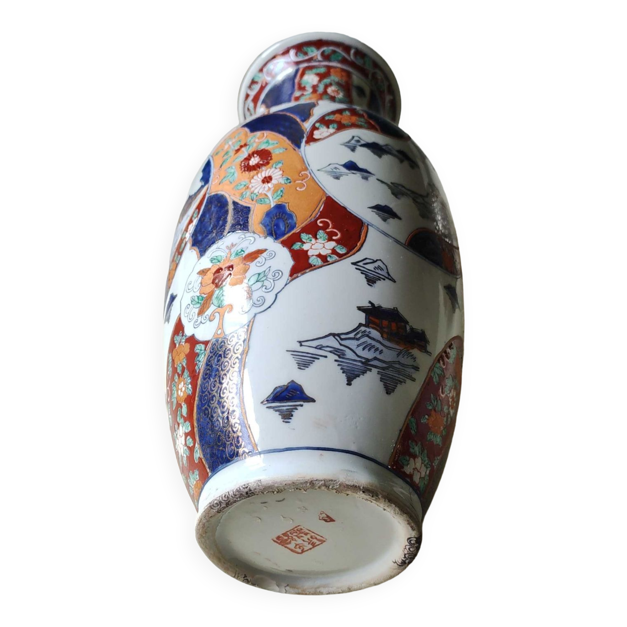 Chinese baluster vase in glazed ceramics. Wild, floral nature. Imari style. 32 cm