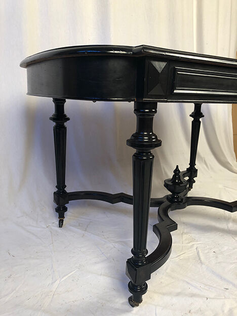 Napoleon III desk, blackened wood and ebony veneer top