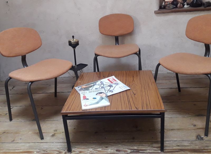 Set of 3 Steelcase Strafor chairs