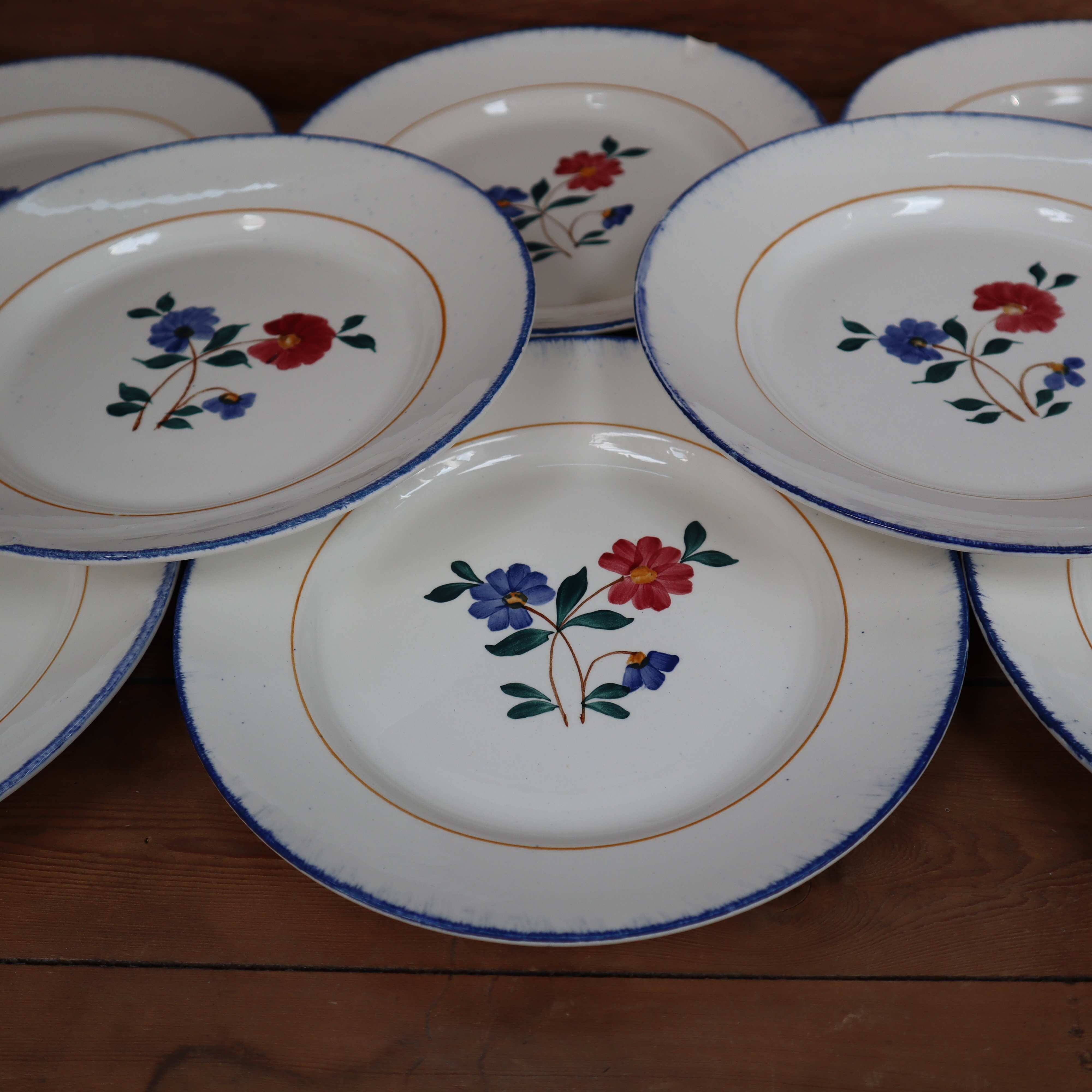 10 old Saint-Amand semi-deep plates, "Nelly" model