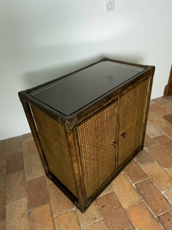 Buffet en rotin et cannage