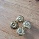 Boutons de meuble Louis XVI en laiton