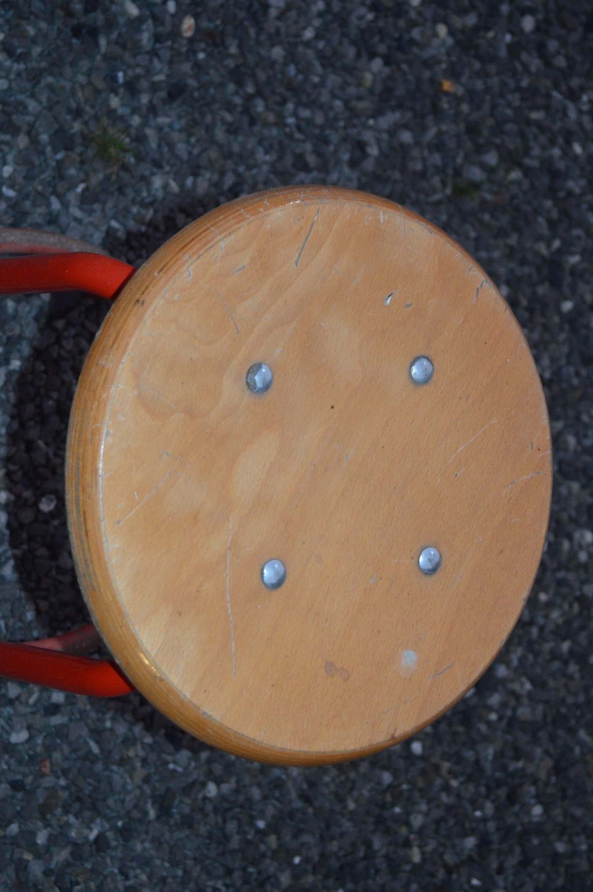 Industrial stool in iron and wood