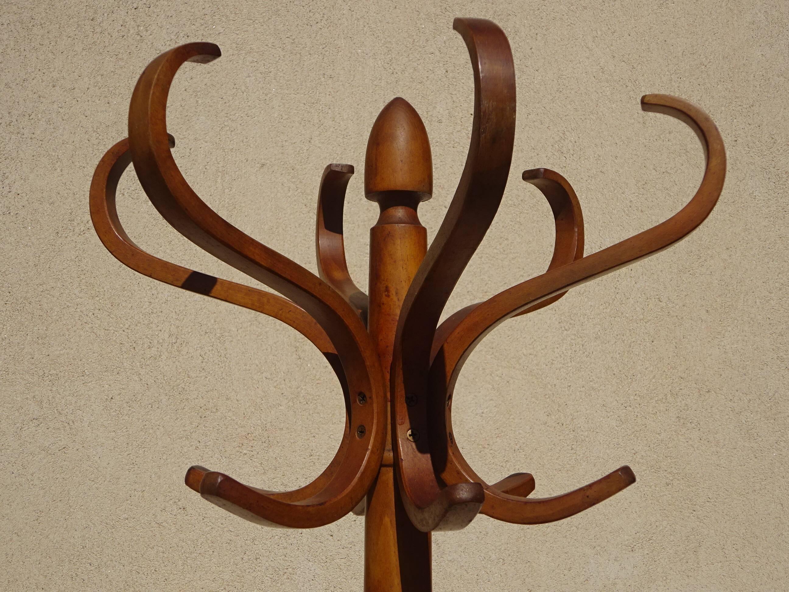 vintage parrot coat rack in bent wood