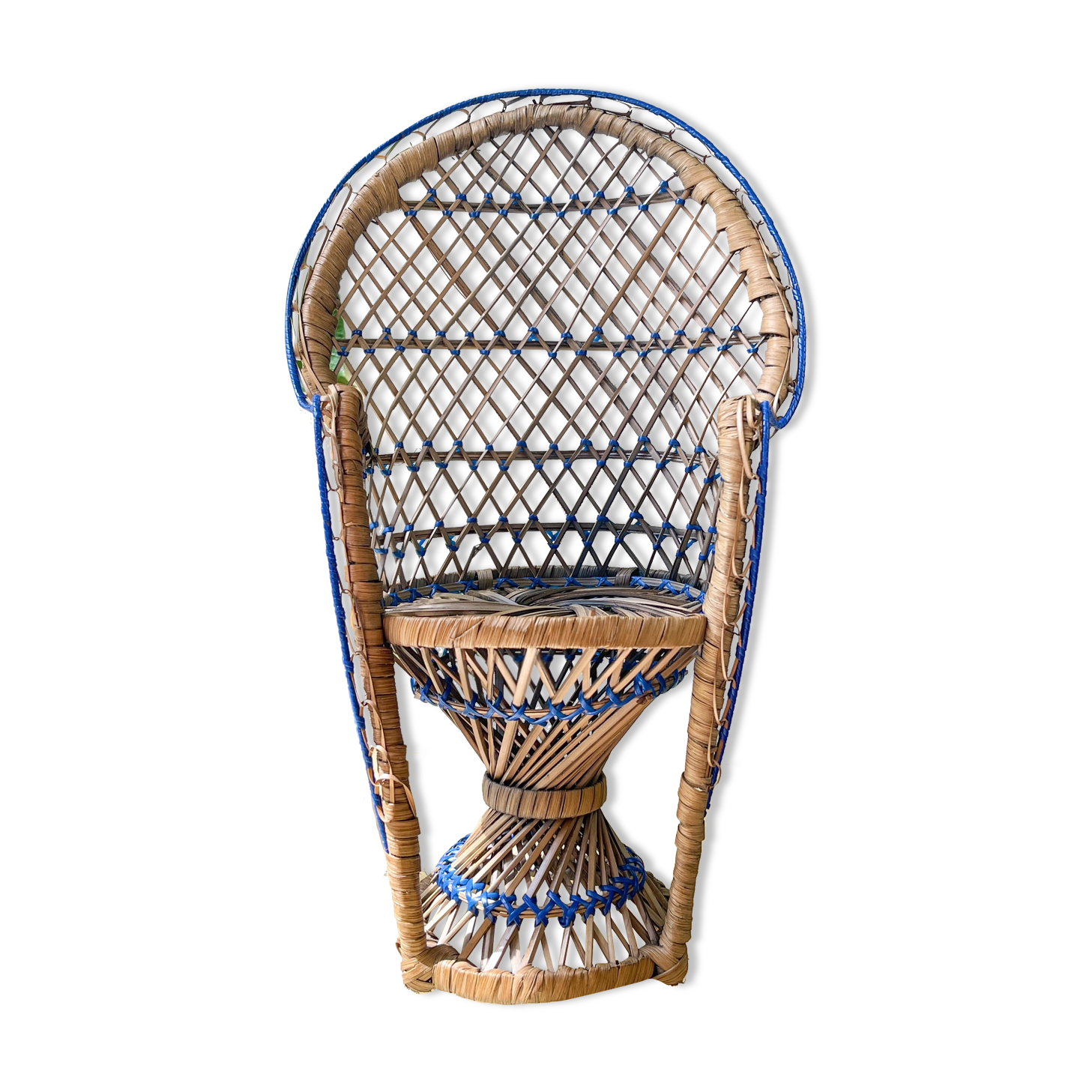 Emmanuelle rattan armchair for dolls