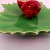 snail fork holder in snail slurry on tree leaf