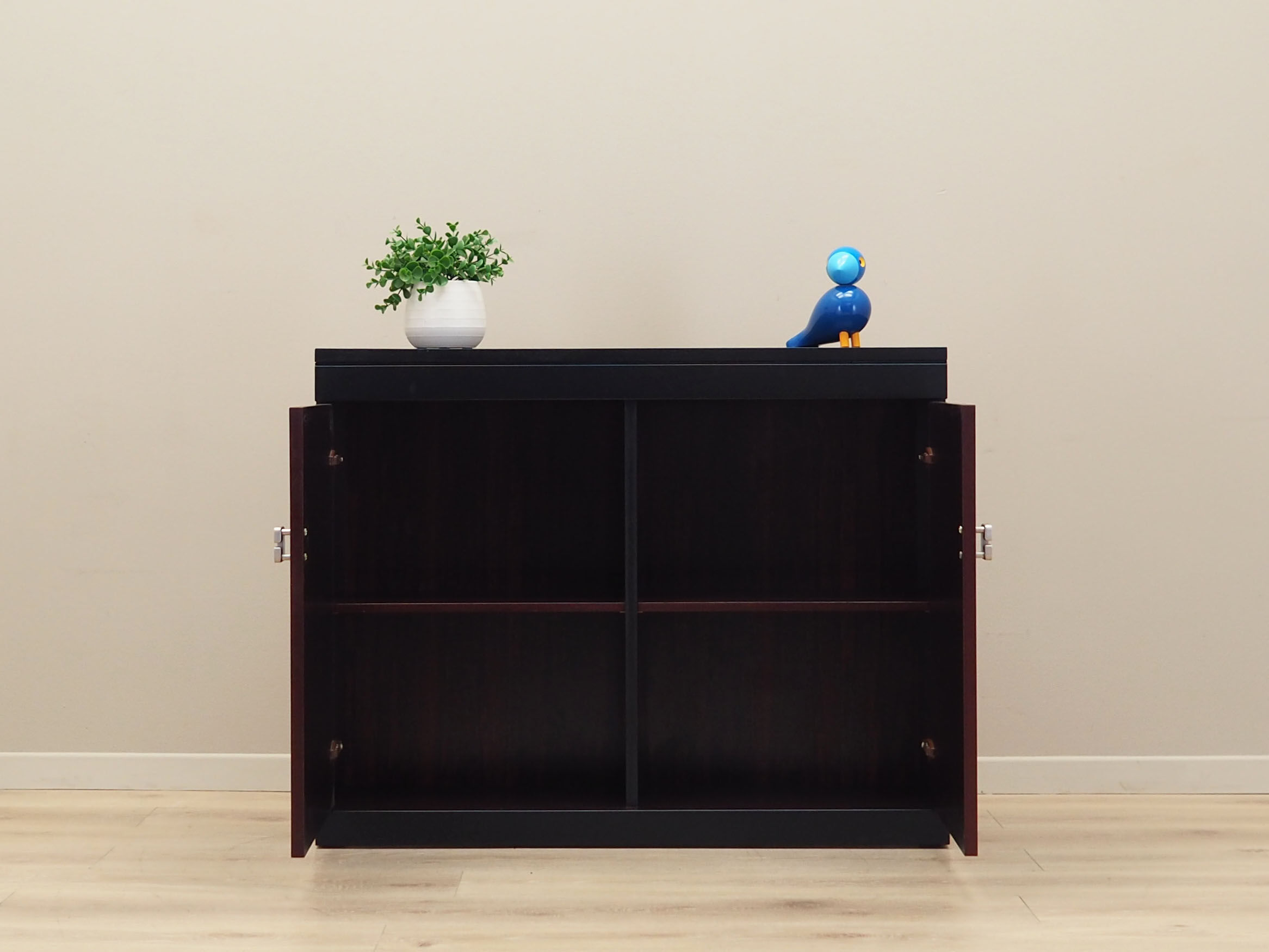 Rosewood cabinet Danish design 1970s