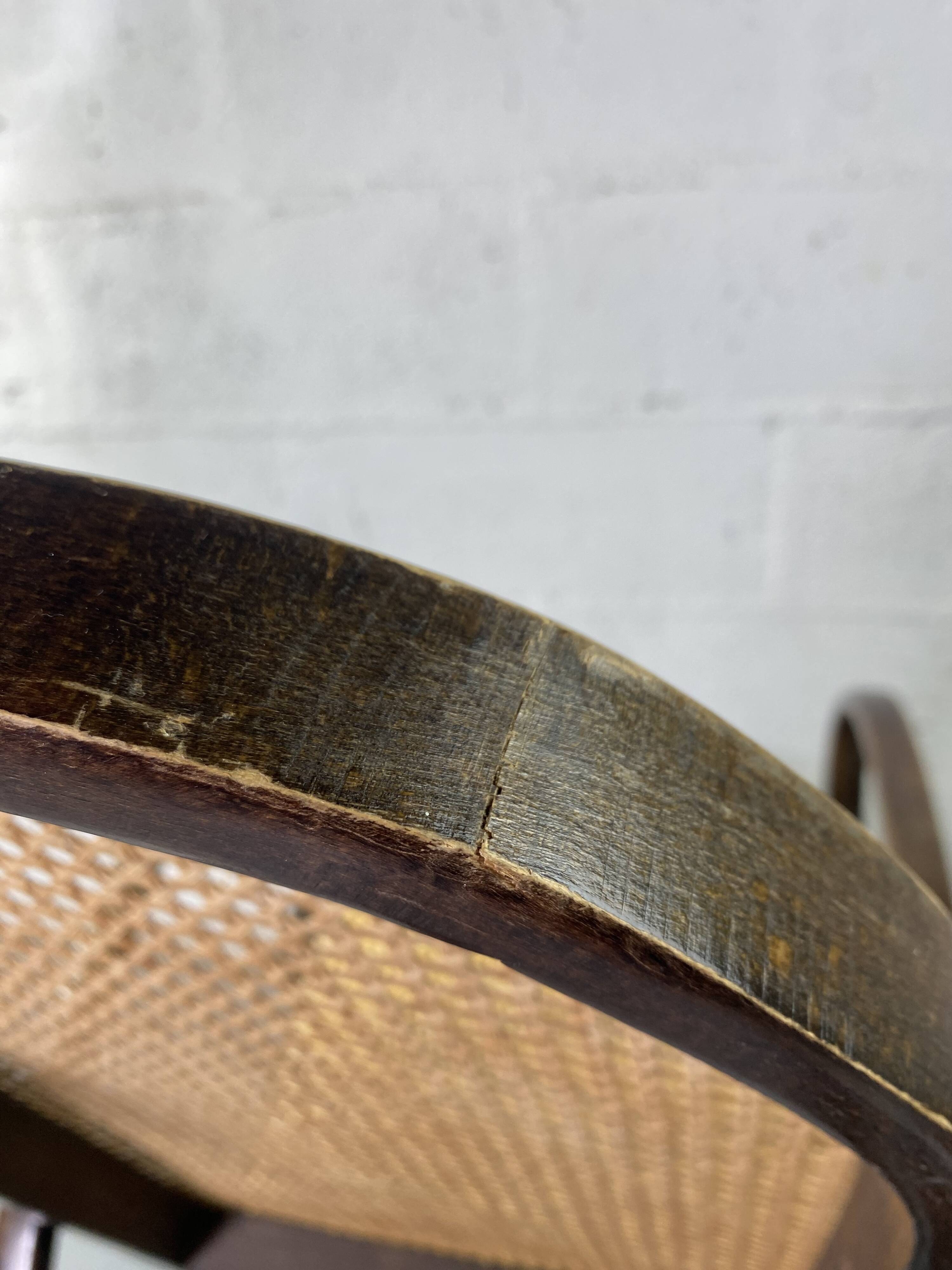 Rocking chair Chair in wood and Cannage from the 70s