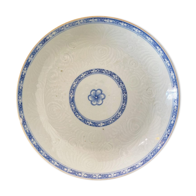 Assiette chinoise inspirée de la famille bleue Compagnie des Indes, milieu du 19e siècle