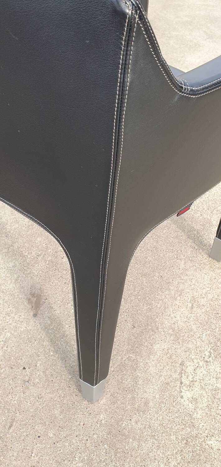 4 black armchairs Plank Claudio Bellini Mon Ami