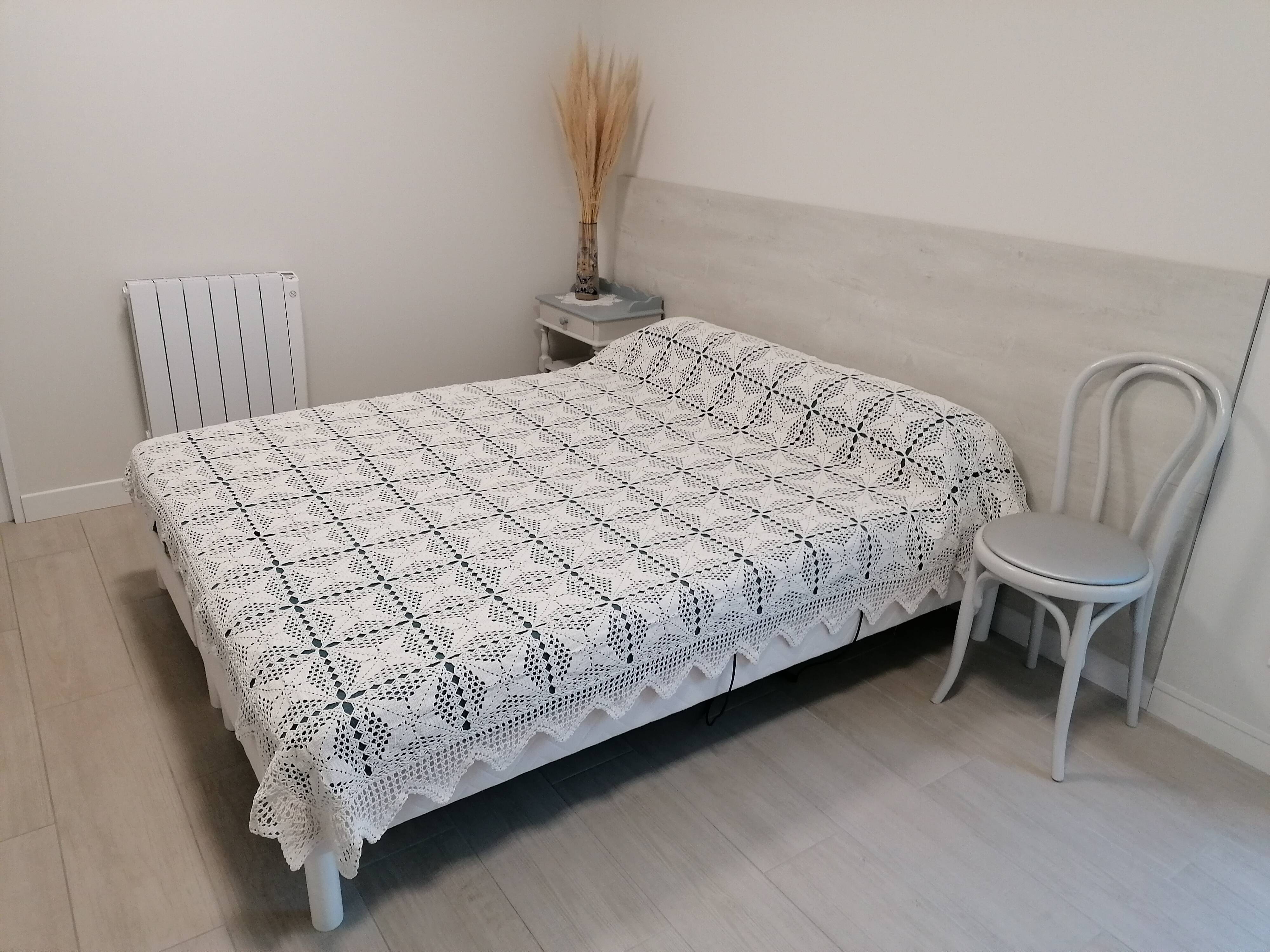 Granny crochet bedspread n°12