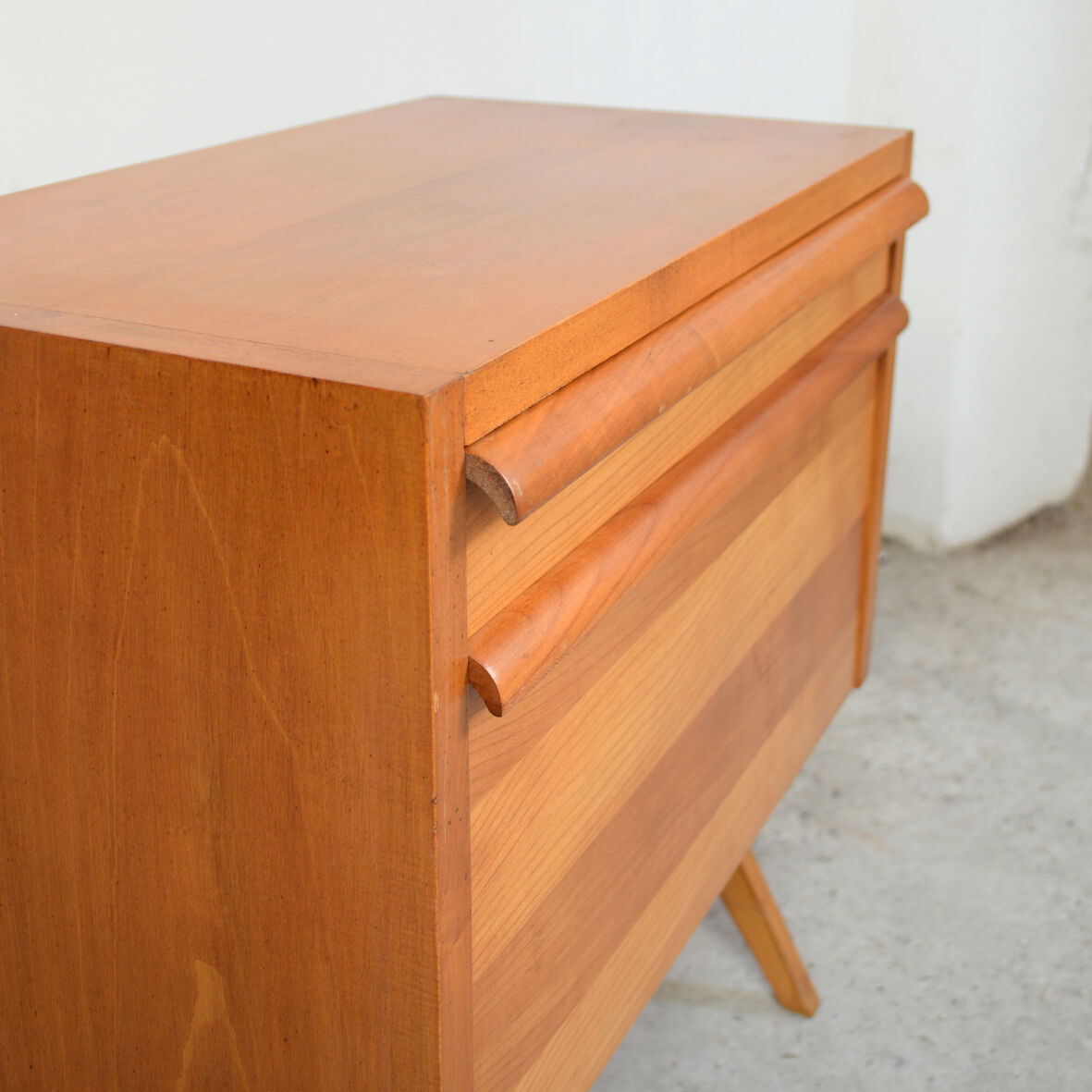 Furniture feet wooden compass