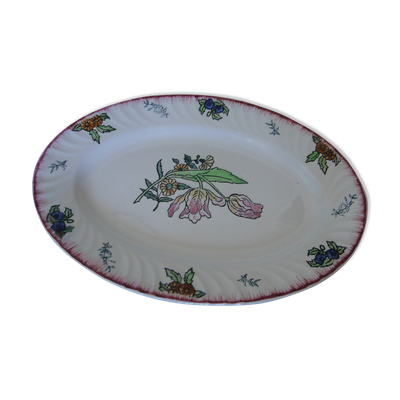 Plat oval ancien  de  longwy modèle marseille