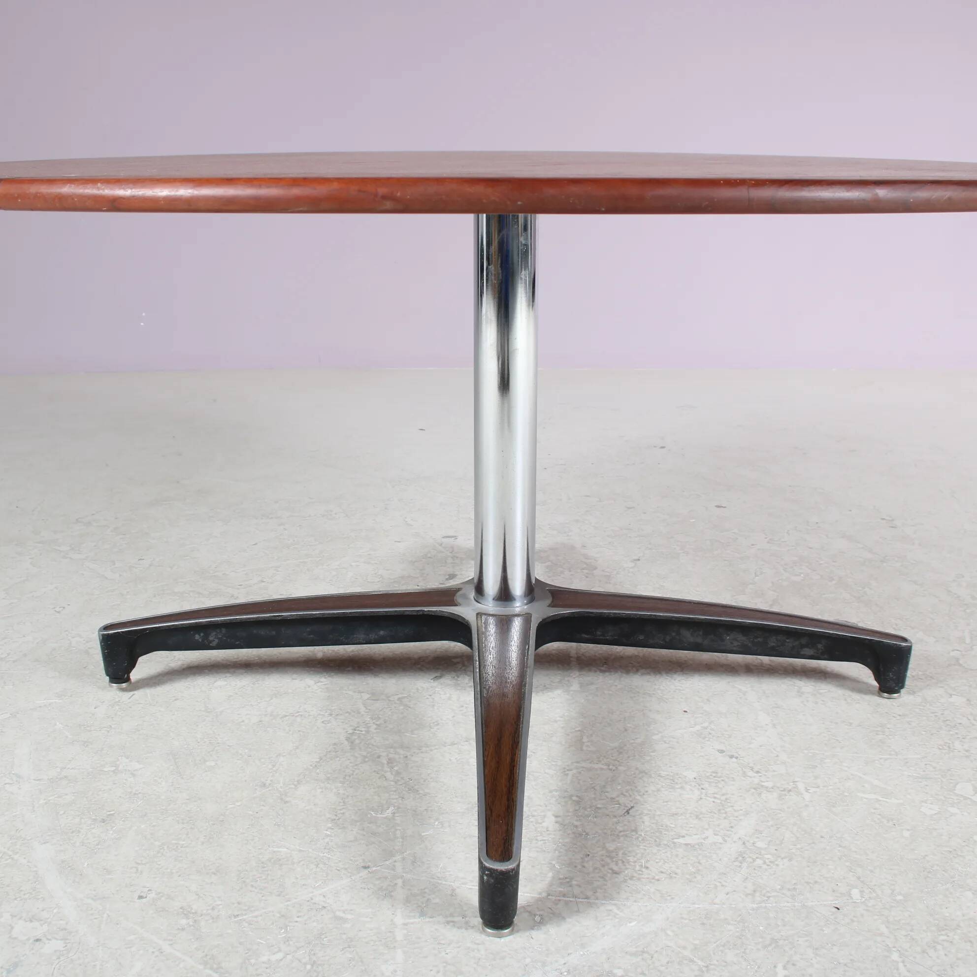 Table basse des années 1950 des Pays-Bas