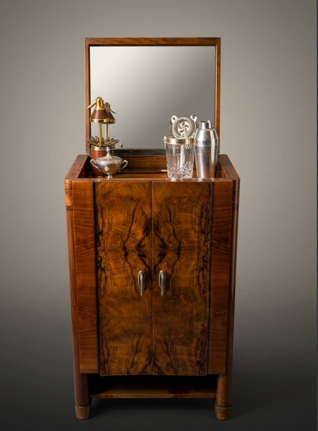 Art Deco buffet/bar from France, 40"