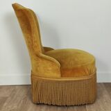 Velvet toad easy chair